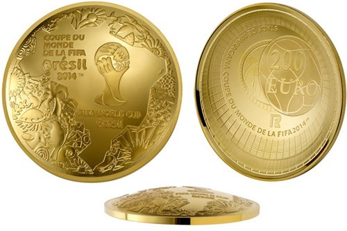 Hình ảnh cúp vàng FIFA trên đồng xu lưu niệm World Cup 2014