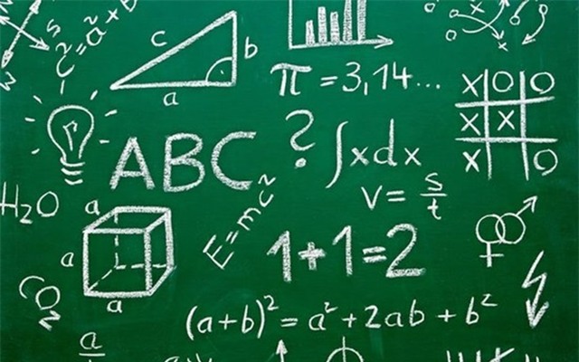 Người phụ nữ nhảy lầu tự tử vì giải toán cho con ra kết quả khác của chồng - Ảnh 1.