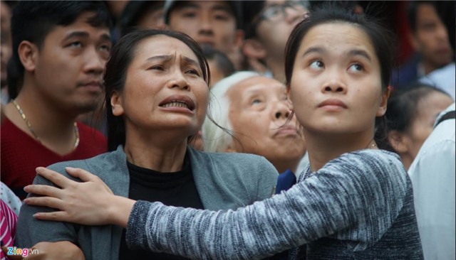 Mat tien 4 can nha bi thieu rui trong dam chay quan karaoke hinh anh 5