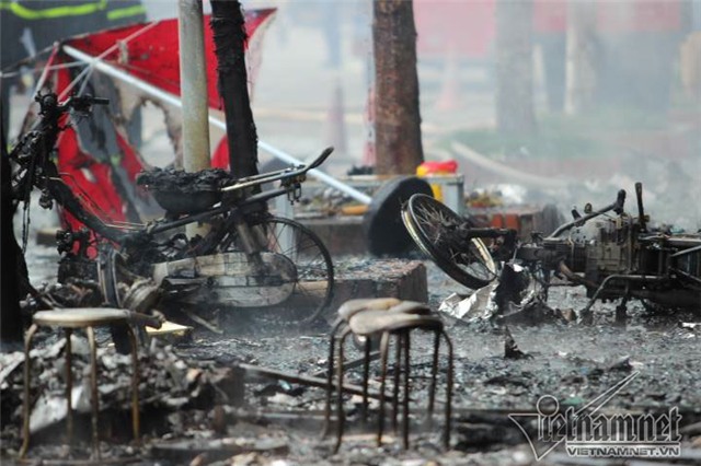 Hà Nội, cháy quán karaoke