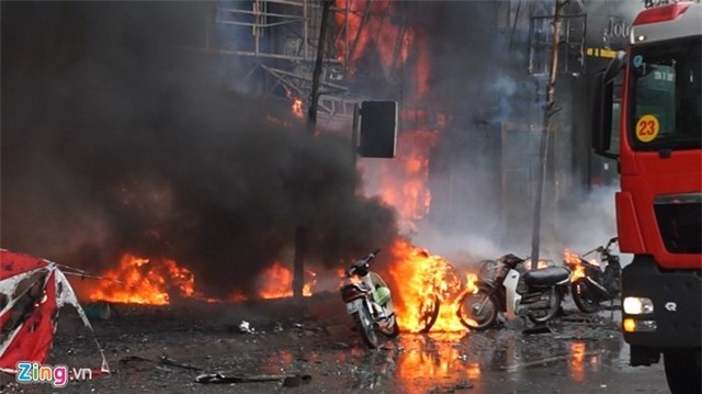 Nguoi hung dam chay: 'Toi so nhung tu nhu phai cuu nguoi' hinh anh 2