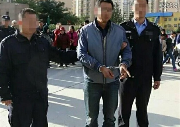 Bắt taxi dù, cô gái bị 6 người đàn ông thi nhau liên tục hãm hiếp - Ảnh 1.