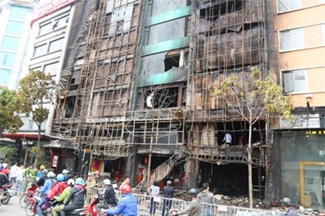 Cháy quán karaoke: Nhóm hát 16 người bất ngờ đổi quán? - ảnh 8