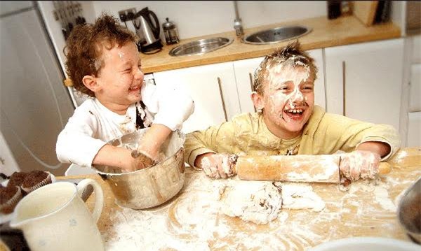 dạy con, bà mẹ 4 con, bài tập về nhà, thư giãn, giải trí, làm việc nhà, phương pháp dạy con