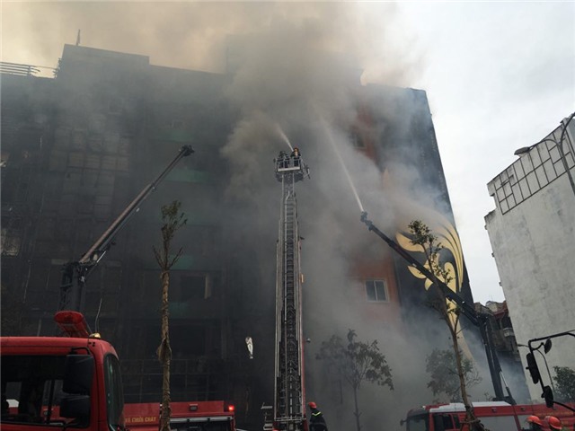 Cháy quán karaoke, cháy ở phố Trần Thái Tông, hát karaoke