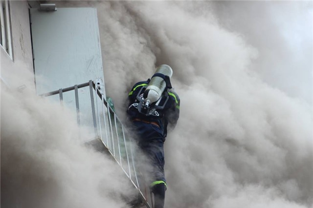 Cháy quán karaoke, cháy ở phố Trần Thái Tông, hát karaoke