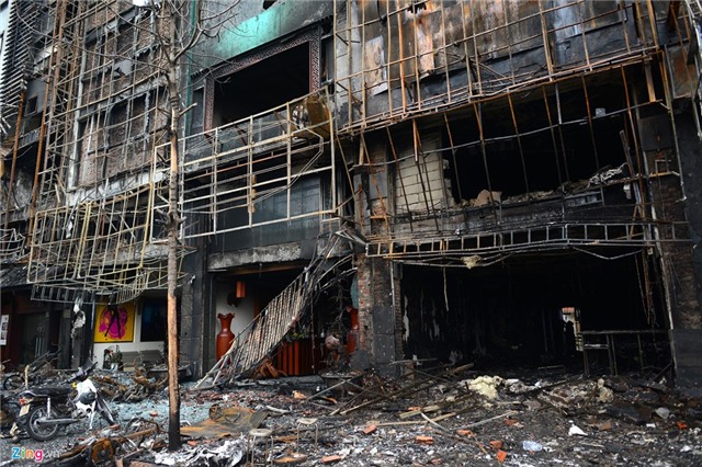 Nhung vu chay quan karaoke kinh hoang tren ca nuoc hinh anh 15