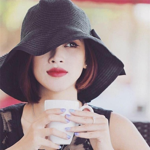 bi nguoi yeu phan boi, co gai viet