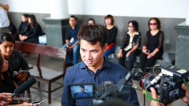 Người thân, đồng nghiệp khóc nấc tiễn đưa NSƯT Phạm Bằng - Ảnh 5.