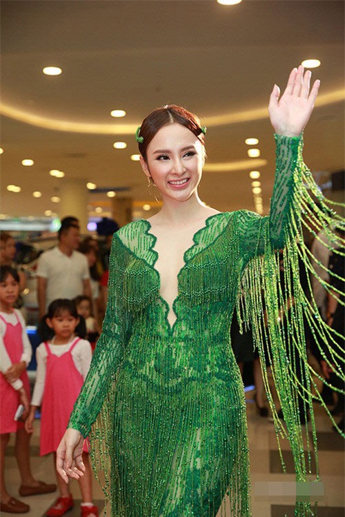 101 chieu tro hut su chu y tren tham do cua angela phuong trinh - 10