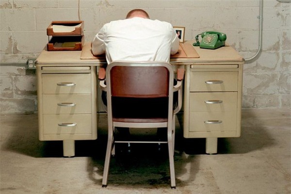 Tại sao nhiều người ghét cay ghét đắng công việc đang làm nhưng vẫn quyết không bỏ việc?