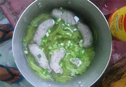 them mot mon an cua co gai ngay dau lam dau khien dan tinh “het hon” - 2