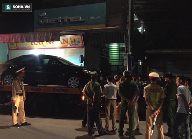 Hàng trăm cảnh sát bao vây bắt sới bạc, cẩu nhiều ô tô về điều tra - Ảnh 5.