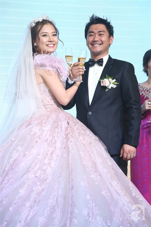 Đám cưới diễn viên Khánh Hiền - James Ngô