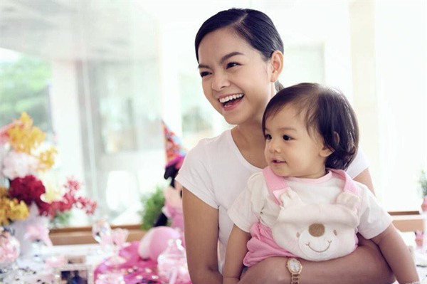 Phạm Quỳnh Anh và bức thư gửi con rể gây sốt cộng đồng mạng