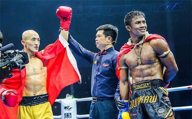 Đến báo Trung Quốc còn phẫn nộ khi trọng tài thiên vị trắng trợn 