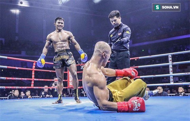 Đến báo Trung Quốc còn phẫn nộ khi trọng tài thiên vị trắng trợn gà nhà Yi Long - Ảnh 2.