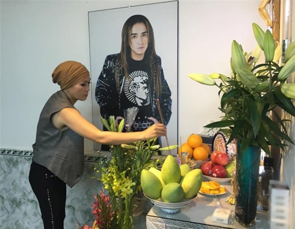 Phuong Thanh noi gi khi bi chi trich khong ve chiu tang Minh Thuan?