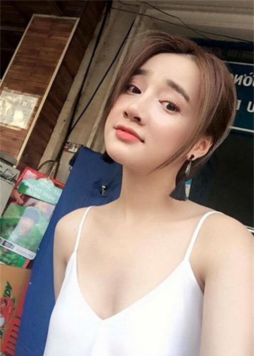 Đọ vẻ sexy của 2 mỹ nữ đình đám Lan Ngọc – Nhã Phương - 9