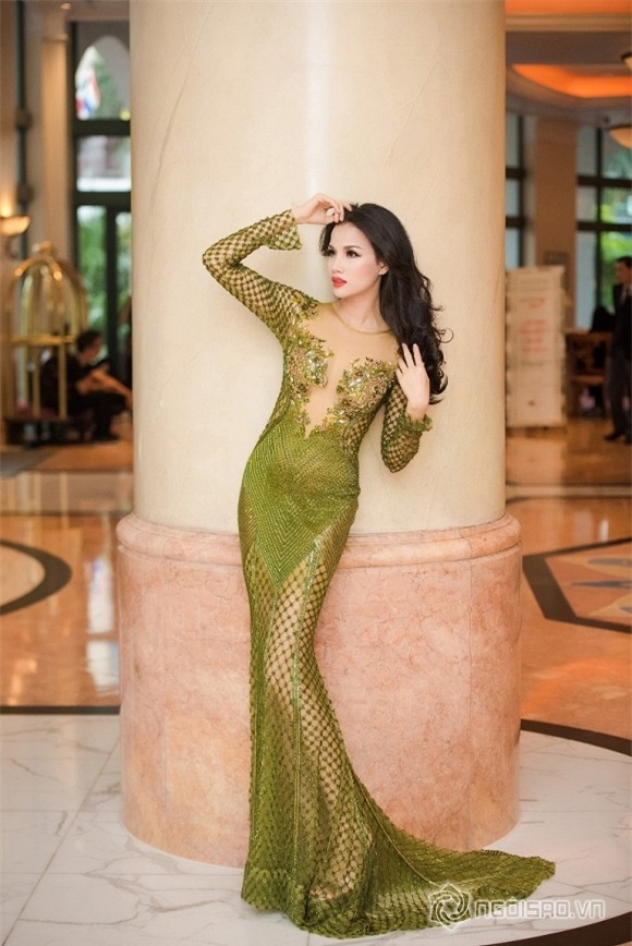 bebe-pham-tham-do-nu-hoang-18101-ngoisao.vn-w768-h1150 0