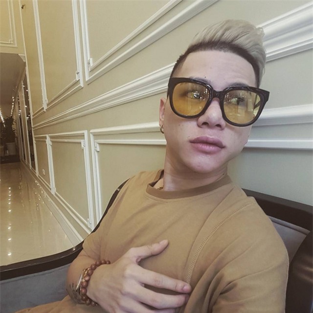 Hoàng Tôn trùm kín khi xuất hiện vì gương mặt bị biến dạng do phẫu thuật thẩm mỹ? - Ảnh 9.