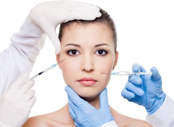 tiêm trắng da vitamin C