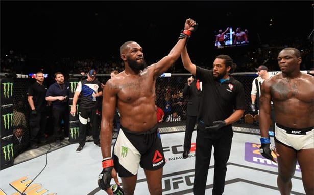 Tự ti về khả năng chăn gối, võ sĩ MMA lên mạng mua thuốc cường dương và cái kết cay đắng - Ảnh 3.