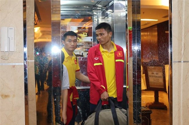 Fan nu bua vay tuyen Viet Nam tai Can Tho hinh anh 5