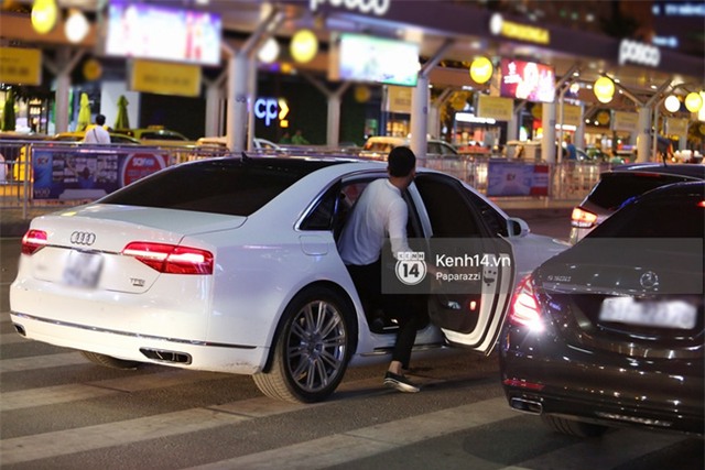 HOT: Angela Phương Trinh thân mật với Võ Cảnh tại sân bay, rộ nghi án phim giả - tình thật? - Ảnh 10.