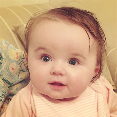 chau gai thu 7 xinh nhu thien than cua tan tong thong my donald trump - 11