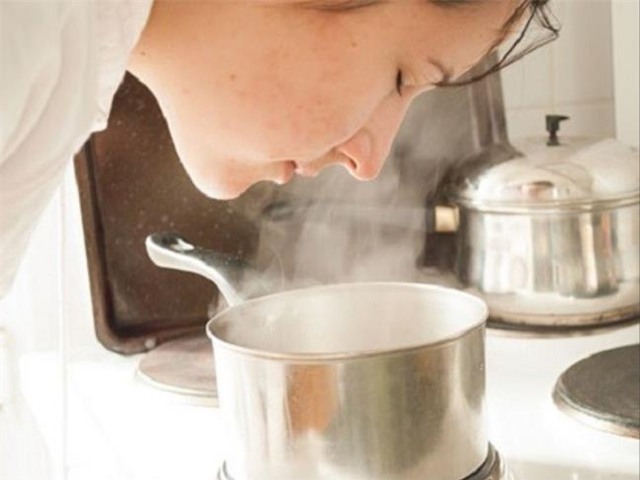 Thai gung thanh lat mong roi dap len not tan nhang lien tuc sau 15 ngay de da trang sang