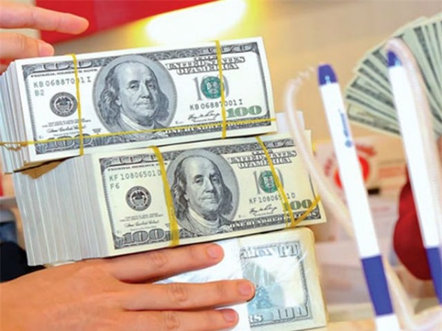 ong trump dac cu tong thong my: ap luc giam gia vnd tang len? hinh anh 1