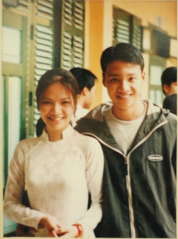 Chuyện tình yêu muôn màu của các BTV truyền hình 0