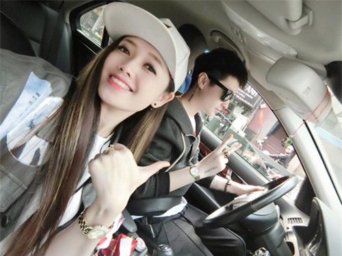 Chuyện tình yêu muôn màu của các BTV truyền hình 2