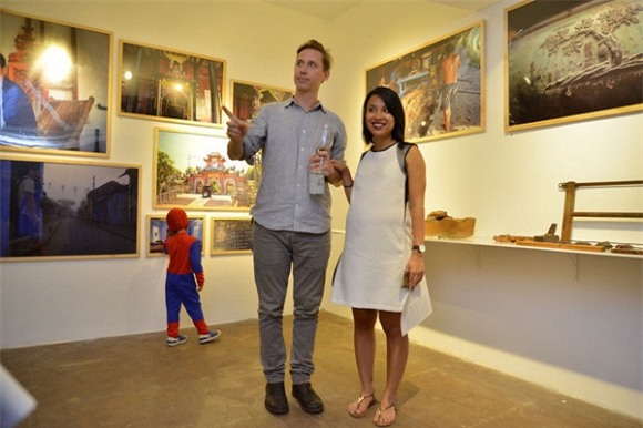 Chuyện tình yêu muôn màu của các BTV truyền hình 0