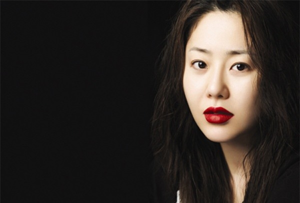 Bi kịch nỗi sầu nhung lụa của nàng Á hậu lấy chồng đại gia - Ảnh 2.