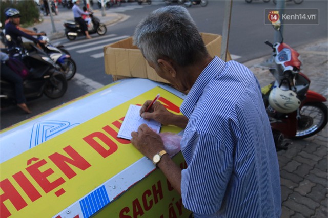 Chiếc xe đặc biệt của ông cụ gần 80 tuổi, người Đà Nẵng nào nhìn thấy trên phố cũng ấm lòng! - Ảnh 9.