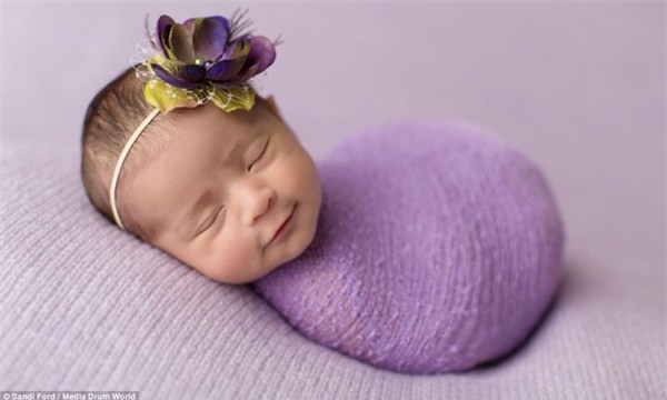 Quá ngọt ngào với chùm ảnh bé sơ sinh ngủ 2