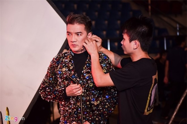 Tran Thanh ngu gat truoc chung ket Buoc nhay ngan can hinh anh 4
