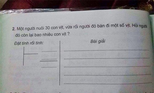Bai Toan lop 3 tinh so vit khien giao vien boi roi hinh anh 1