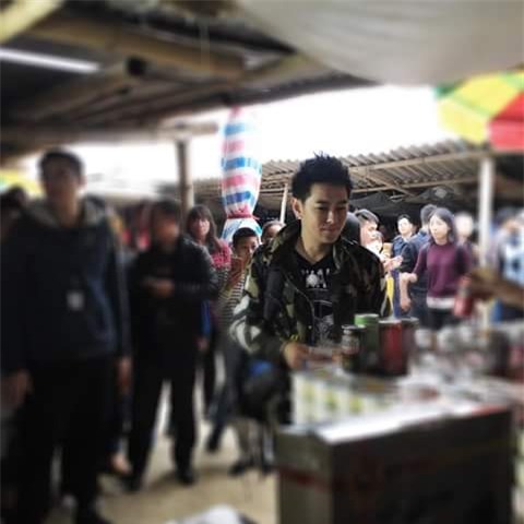 Lâm Chí Dĩnh đến Việt Nam 7