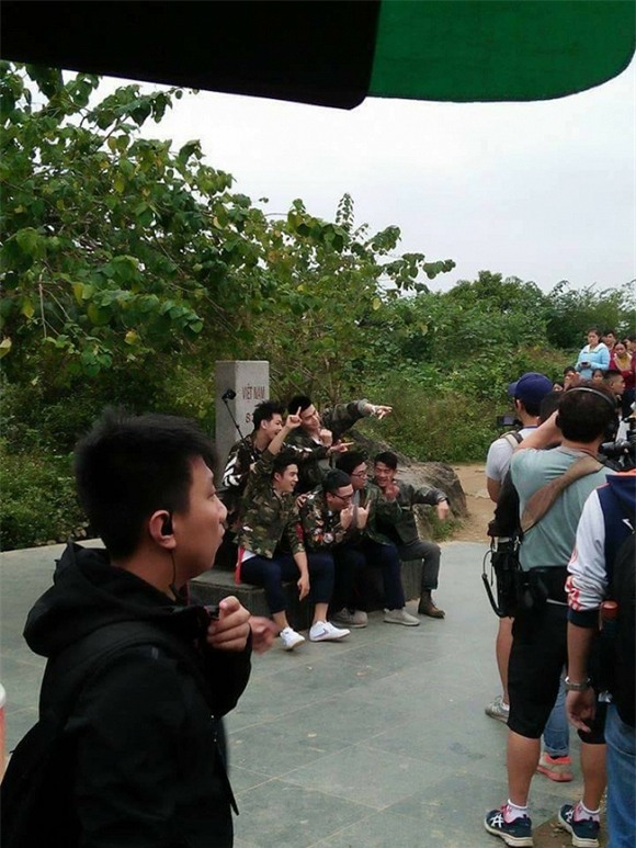 Lâm Chí Dĩnh đến Việt Nam 2