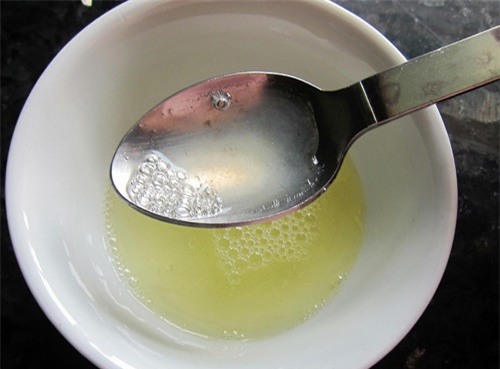 nuoc-cot-chanh-tri-mun-duong-da-blogtamsuvn4