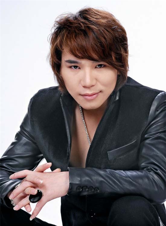 ca si chau viet cuong len tieng ve clip bi danh “ta toi” o bac ninh hinh anh 1