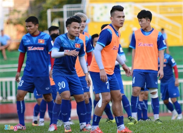 Tuyen Viet Nam len duong du AFF Cup hinh anh 6