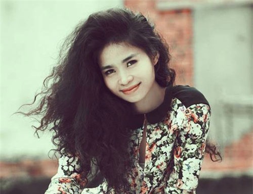 ca-sy-dong-lan-giau-buon-vui-vao-trong-toc-0