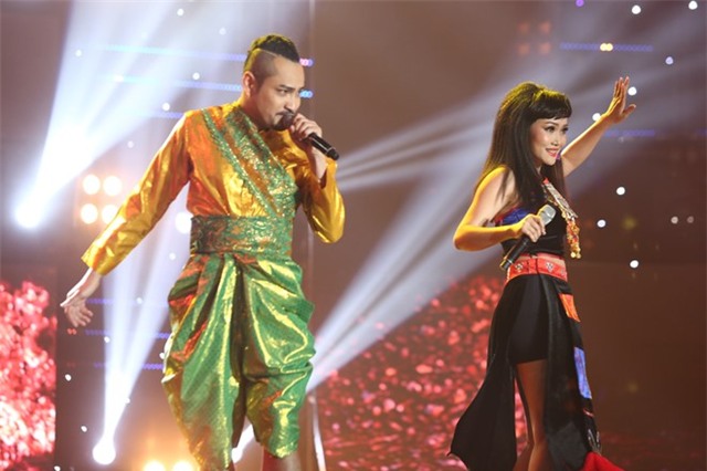 Mr. Đàm bật khóc khi soái ca thợ hồ thắng 500 triệu đồng - Ảnh 6.