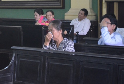 vụ cha vọ giét con rẻ: tòa trả hò so dièu tra lại vì nhièu tình tiét chua sáng tỏ - 4