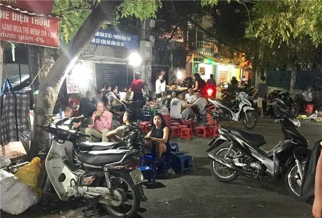 Ngày bán 1.000 xiên nướng, chị xe đẩy thu 150 triệu/tháng