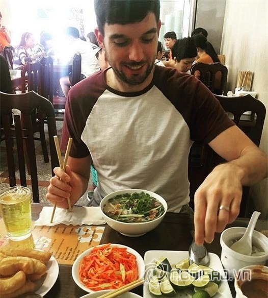 Chồng Hà Anh lãng mạn  2